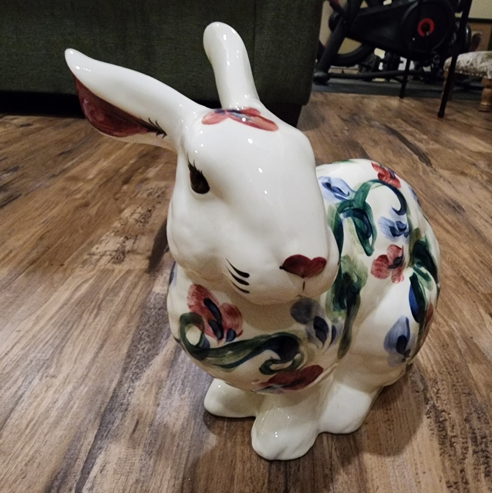 Vintage Hand Painted Rabbit - Picture 7 of 10